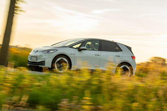 Elbilen ID.3 får högsta betyg i Euro NCAP:s krävande säkerhetstester.