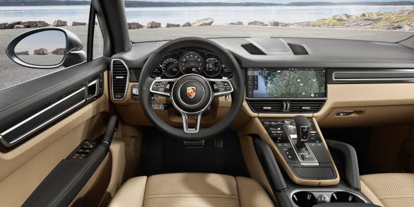Den 12,3 tum stora pekskärmen är senaste generationen från Porsche Communication Management (PCM).