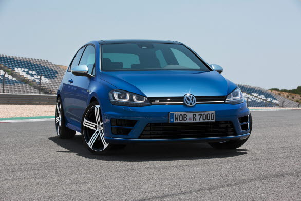 Nya Golf R har 300 hk och ett vridmoment på 380 Nm.