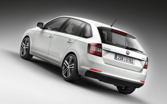 Nya Rapid Spaceback - perfekt för familjen och yngre bilägare.