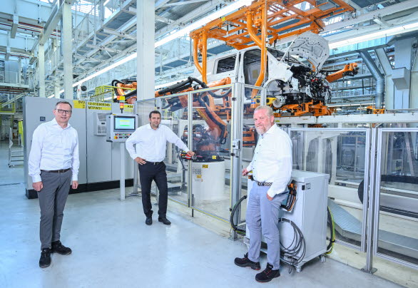 Björn Beckmann (Head of Planning and Control), Holger Wientjes (Head of Production Planning) och Plant Director Thomas Hahlbohm.