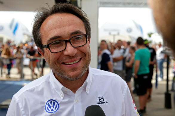 -Det här är en stor dag för hela Volkswagen-teamet, säger chefen för Volkswagen Motorsport, Sven Smeets.