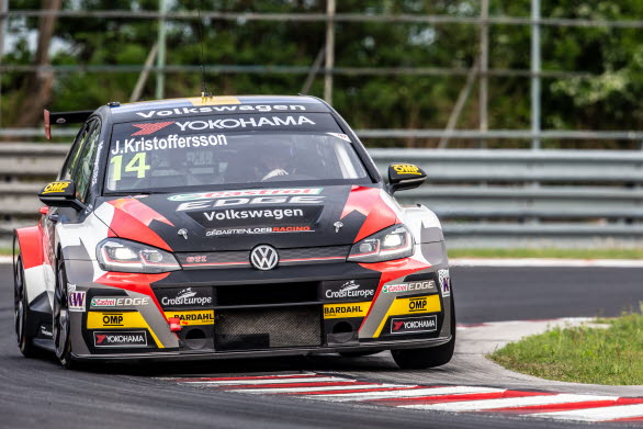 Johan Kristoffersson plockade sina första poäng i WTCR vid deltävlingen i Ungern.