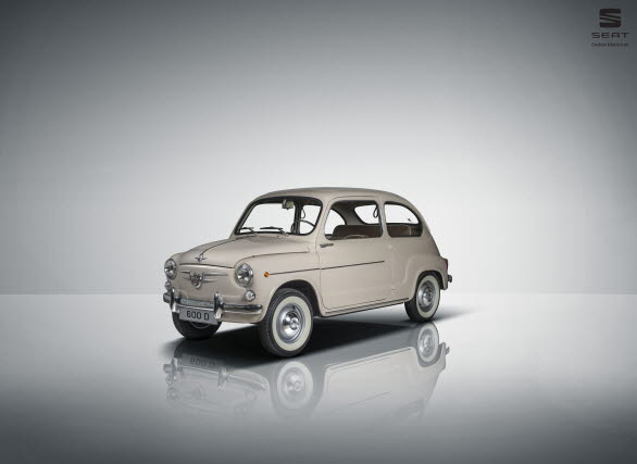 SEAT 600