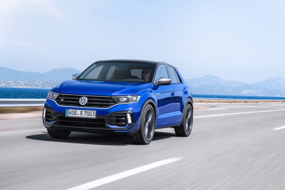 Som standard levereras T-Roc R med fyrhjulsdriften 4MOTION och en 7-stegad DSG-växellåda.