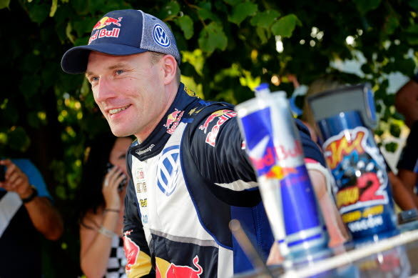 Jari-Matti Latvala utmanade Sébastien Ogier om segern.