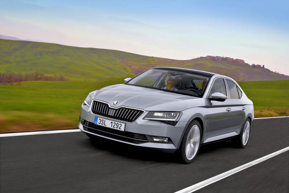 Nya SKODA Superb
