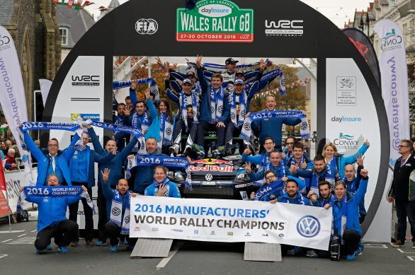 Volkswagens team säkrade VM-titeln för konstruktörer för fjärde året i rad.