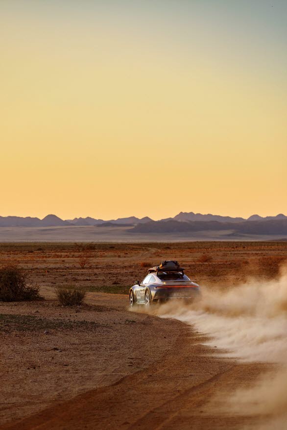 Porsche 911 Dakar