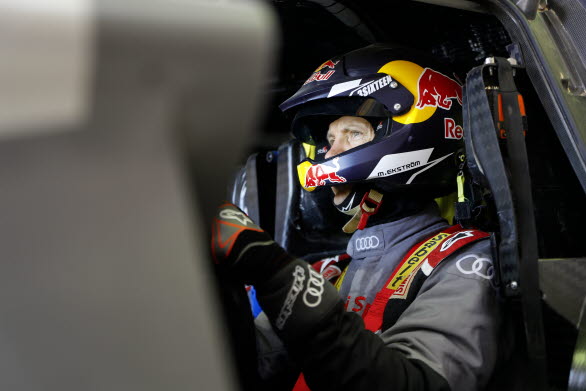 Mattias Ekström och Emil Bergkvist testar Audi RS Q e-tron i Marocko inför Dakarrallyt