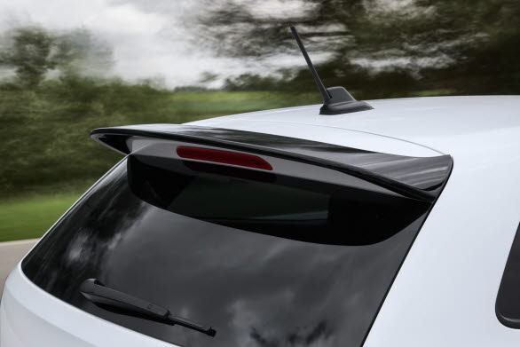 Gatversionen har en unik och distinkt design, med bland annat en speciell bakre spoiler.