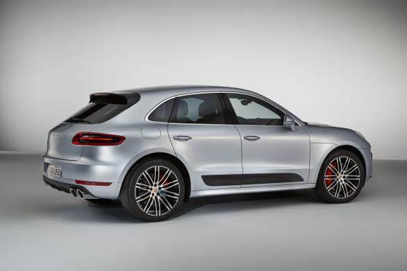 Macan Turbo med Performance Package ny toppversion.