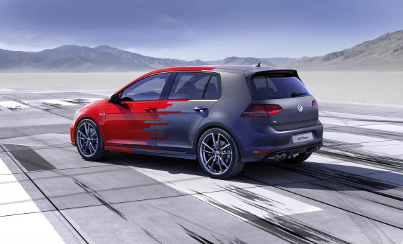 Golf R Touch kan precist tolka gester och omvandla dem till kommandon. Tekniken gör det möjligt att styra display och funktioner med hjälp av handrörelser utan att behöva röra någon pekskärm. 