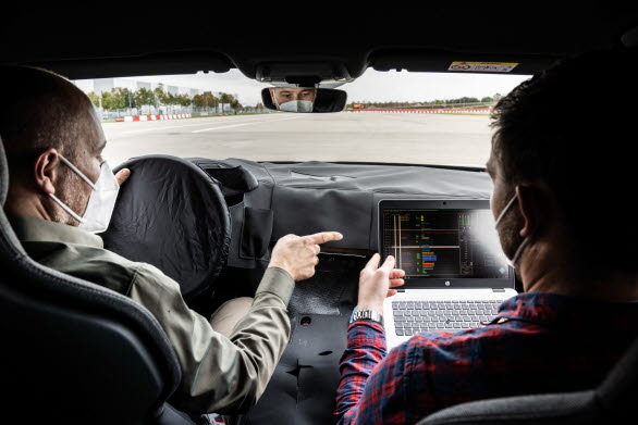 Stephan Gsell och Rudolf Halbmeir, ljudutvecklare hos Audi