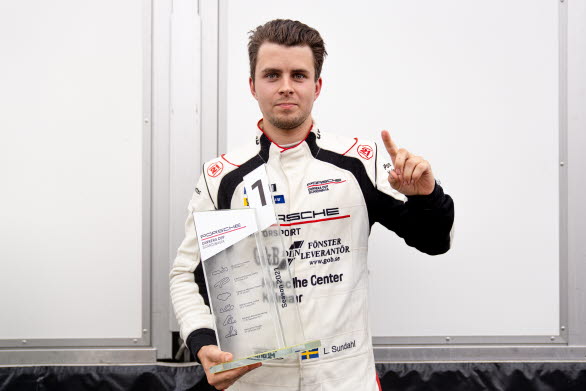 Fyrfaldige Carrera Cup-mästaren Lukas Sundahl kör Porsche Race Of Champions Snow + Ice Challenge som inleder nästa års motorsportfestival i Norrbotten med världseliten på plats under månadsskiftet januari–februari.