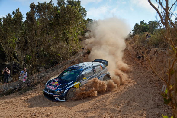 Rally Poland har också utmaningar för bilen upptäcker Andreas Mikkelsen.