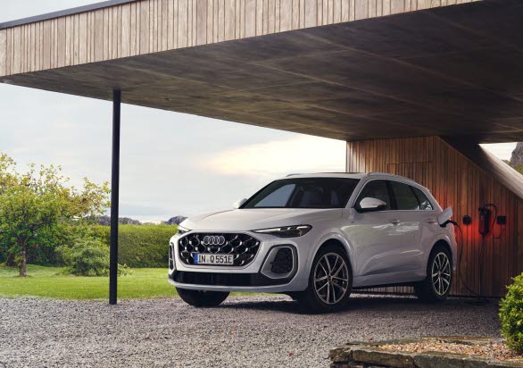 Audi Q5 SUV e-hybrid quattro