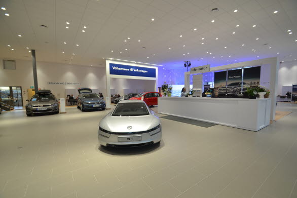Den helt nya Volksagen-anläggningen är på totalt 6 700 kvadratmeter och erbjuder en totallösning för Volkswagen-kunden. 