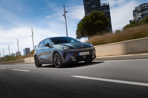 Nya CUPRA Raval Plus har  ny LFP-batteriteknik som ger upp till 300 km räckvidd.