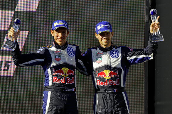Julien Ingrassia och Sébastien Ogier lyckliga WRC-mästare och vinnare av Rally Australia. 