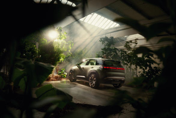 ID. CROSS Concept har lacken Urban Jungle Green.