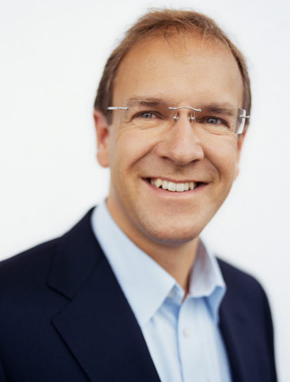 - Vi gläds åt att vi kontinuerligt tillsammans med vår starka återförsäljarorganisation de senaste elva åren har ökat vår andel av marknaden från 17,9 till 27,3 procent, säger Claes Jerveland, VD för Volkswagen Group Sverige. 