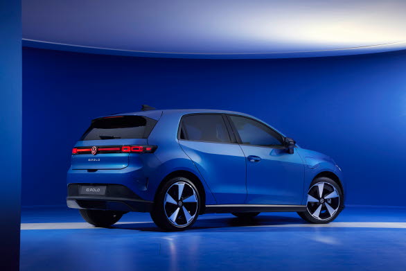 Nya ID. Polo kommer att erbjudas med tre effektnivåer (85 kW/116 hk, 99 kW/135 hk, 155 kW/211 hk) och två batteristorlekar (37 kWh och 52 kWh). WLTP-räckvidd: upp till 454 km.