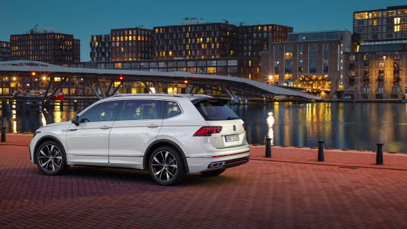 ”Tiguan Allspace”, ”Elegance” och ”R-Line” ersätter de tidigare utrustningsnivåerna.