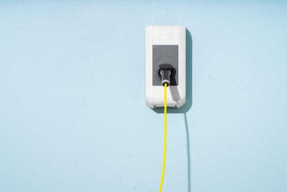 Nu har Volkswagen tagit beslutet att erbjuda kostnadsfri laddbox inklusive installation till alla som köper en elbil eller laddhybrid. (Foto: Simon Hamelius)