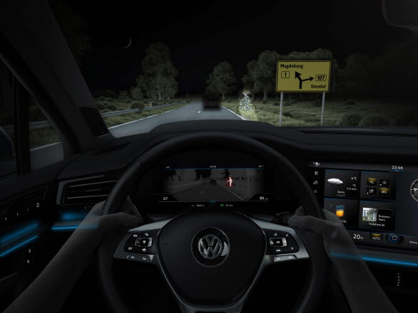 IQ.Light LED matrix-strålkastare (tillval) − Tillsammans med en kamera och navigationssystemet lyser LED-Matrix upp vägen på bästa sätt.