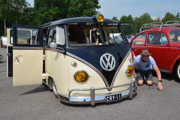 En äldre VW i fint skick är i dag värd mycket pengar. Bussarna står särskilt högt i kurs.