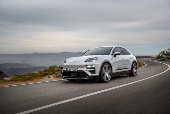 Nya helt elektriska Macan Turbo