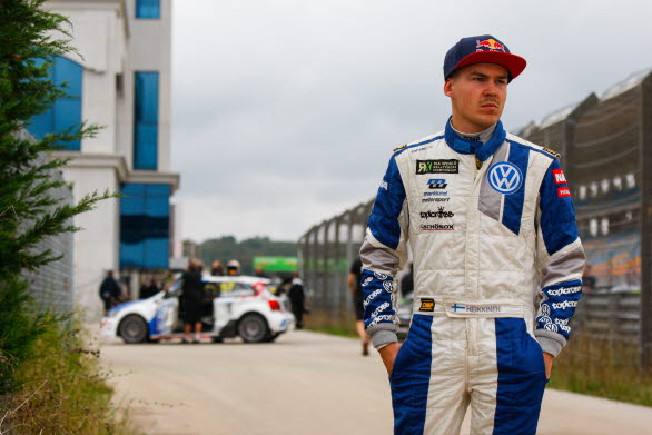 Toomas "Topi" Heikkinen ligger tvåa i mästerskapet.