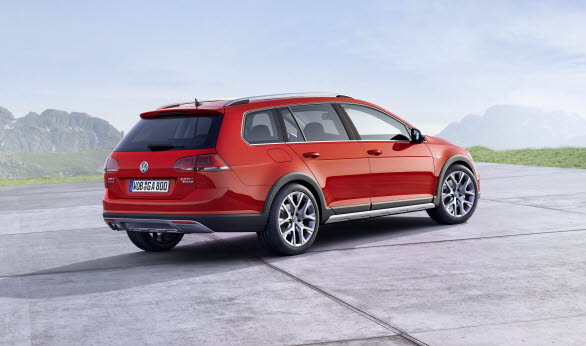Golf Alltrack är som standard utrustad med 4MOTION fyrhjulsdrift och DSG-växellåda. 