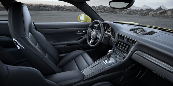  PCM, Porsche Communication Management, med online navigation är standard i 911 Turbo-modellerna