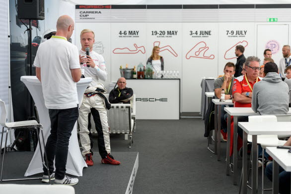 Intervju i Porsche Race Lounge
