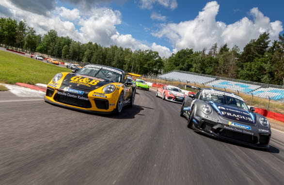 Porsche Carrera Cup Scandinavia är tillbaka! Förberedelserna inför en ny säsong pågår för fullt och såväl förare som supporters kan se fram emot 14 spännande race på sex banor i Sverige och Norge. Serien inleds 7-8 maj på Ring Knutstorp.