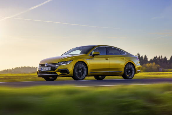 Även Arteon blir laddhybrid. Bilden visar en Arteon R-Line.