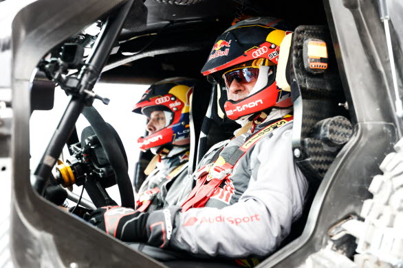 Lucas Cruz, Carlos Sainz