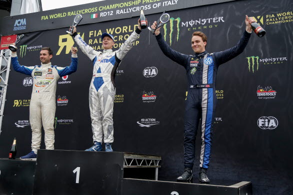Prispall, EM Italien. Fr.v: Jean-Baptiste Dubourg (tvåa), Tommy Rustad (segrare), Ole Christian Veiby (trea)
