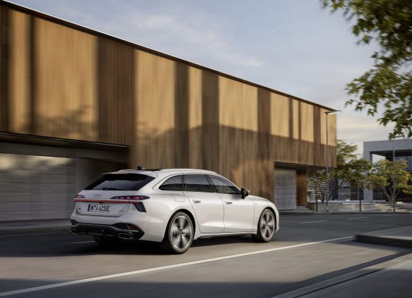 Audi breddar med fler laddhybrider. Premiär för Nya A6 Avant e-hybrid quattro