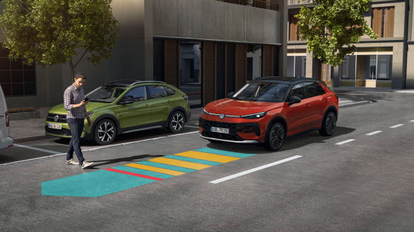 Den standardmonterade nödbromsassistenten "Front Assist" kan även upptäcka fotgängare och cyklister.