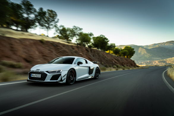Nya Audi R8 Coupé V10 GT RWD i limiterad upplaga
