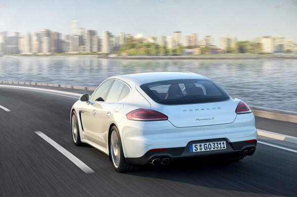 Premiär för Porsche Panamera S E-Hybrid i Shanghai.