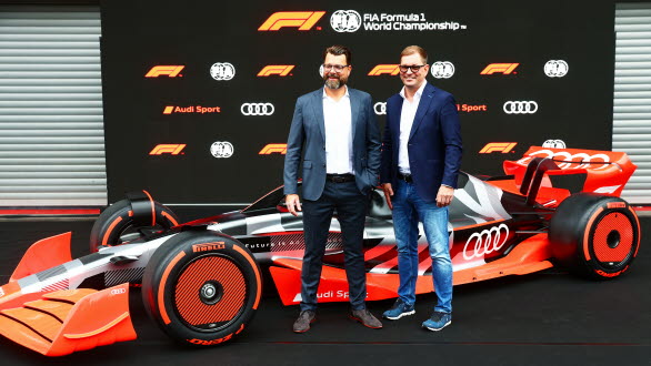 Oliver Hoffman, Teknisk Utvecklingschef AUDI AG och Markus Duesmann, CEO AUDI AG