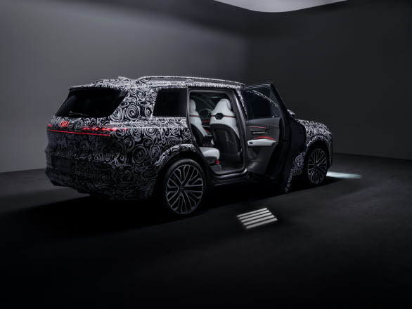 En första glimt av kommande Audi Q9