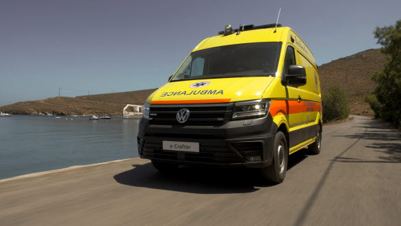 Greklands första elambulans från Volkswagen.