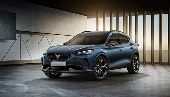 Nya CUPRA Formentor, märkets första helt egenutvecklade modell besöker Mantorp Park i helgen.