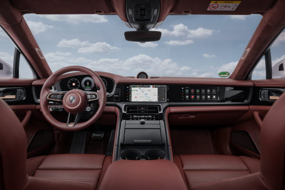 Interiören i nya Porsche Panamera Turbo S E-Hybrid