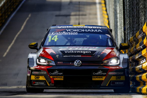 Johan Kristoffersson svarade för en stark insats i WTCR, som debutant på svåra banan i Macau.